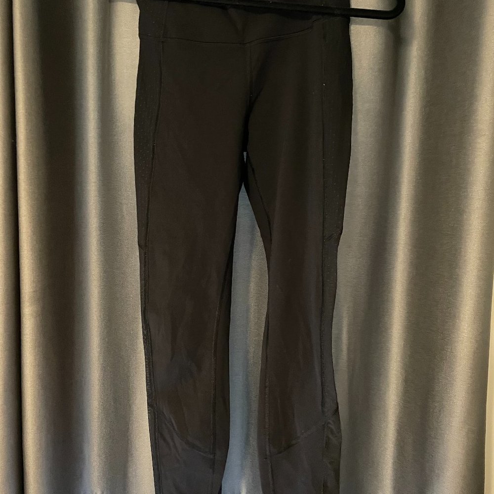 lululemon black leggings with mesh sides